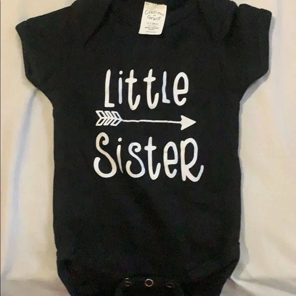 NWOT Little Sister Onesie size 0-3 months - Picture 1 of 3